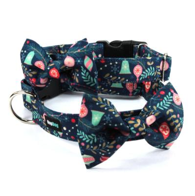 Collier Chien Chat Noël - Nœud Papillon Détachable Rouge Flocons - Tissu Doux, Réglable, 3 Tailles